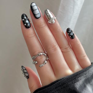 interpreting futuristic concepts through nail art